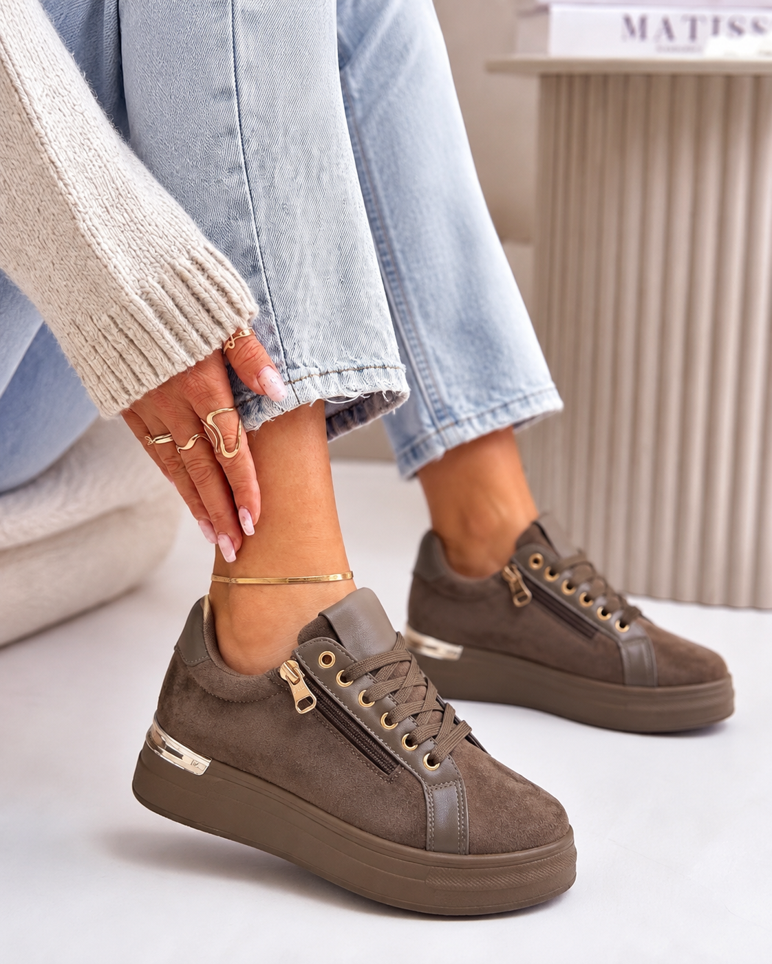 Basic Zip Sneaker - Sand