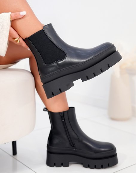 Best Chelsea Boots - Black