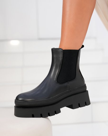 Best Chelsea Boots - Black
