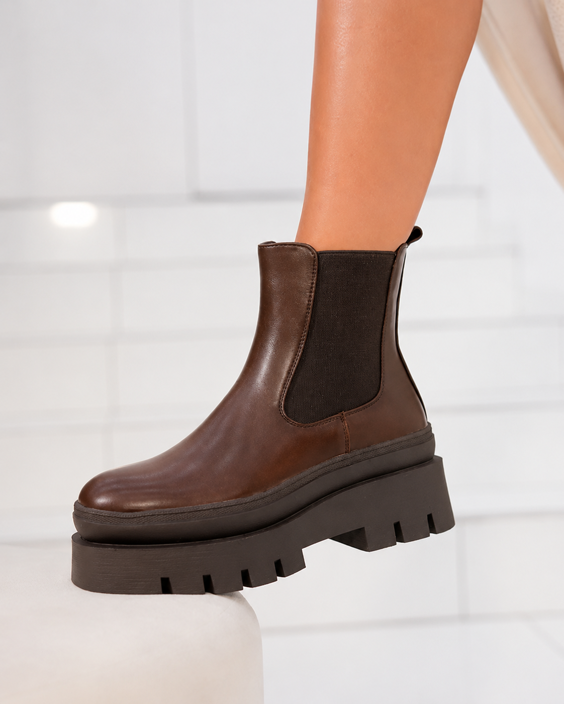 Best Chelsea Boots - Brown
