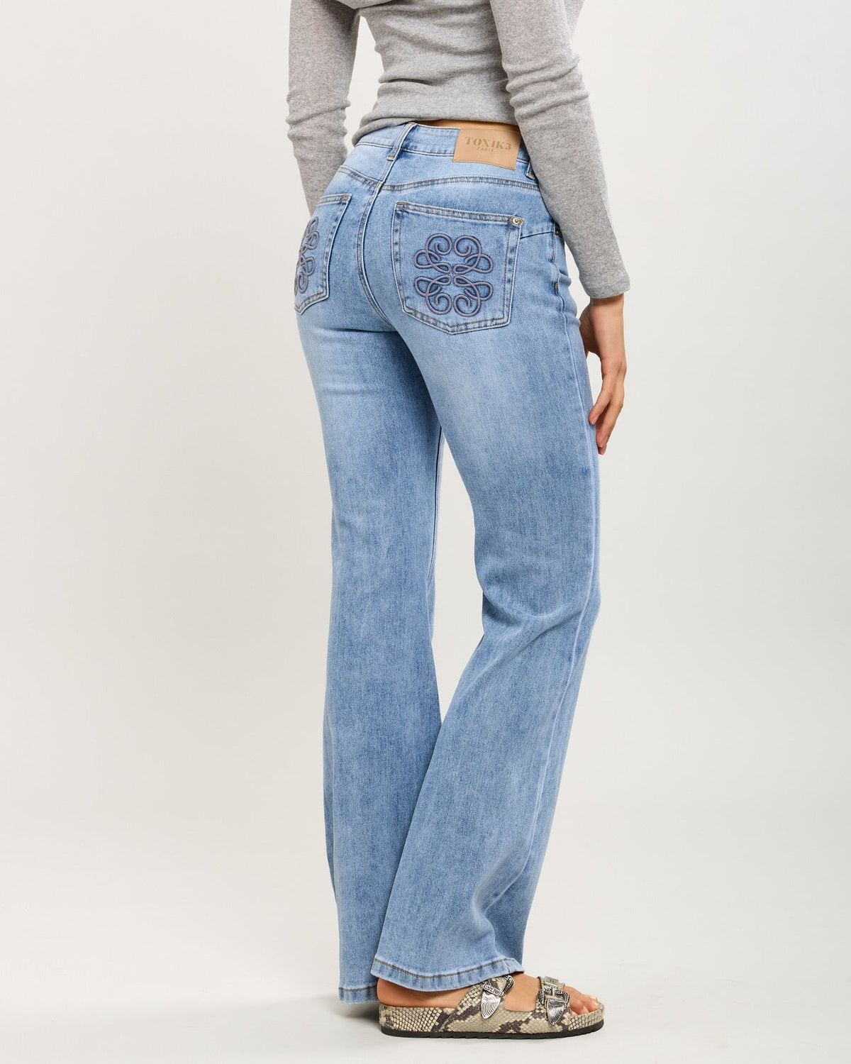Detail Pocket Jeans