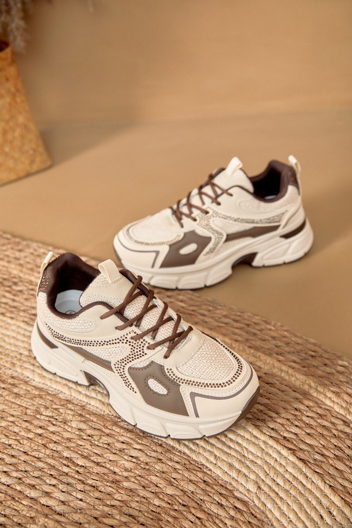 Diane Beige Sneaker