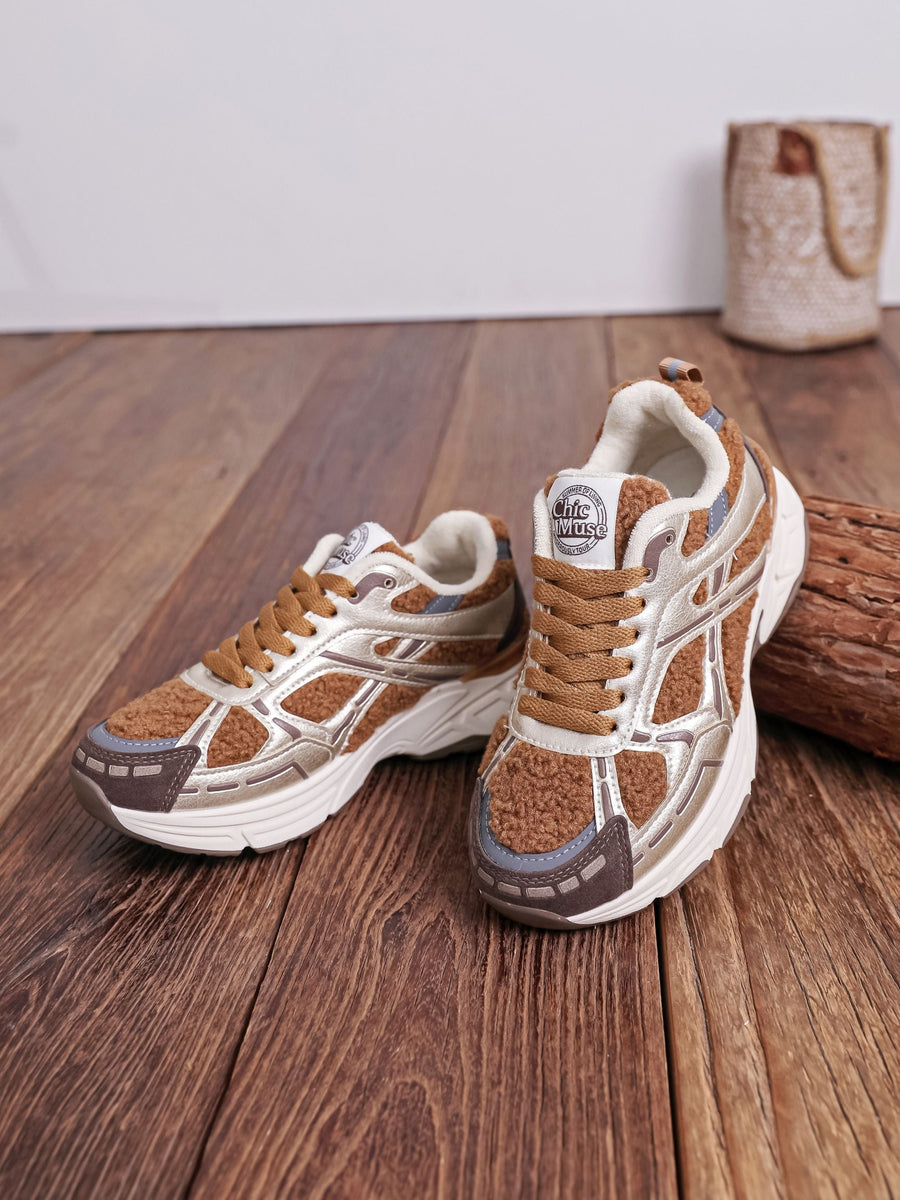 Wendy Brown Sneaker