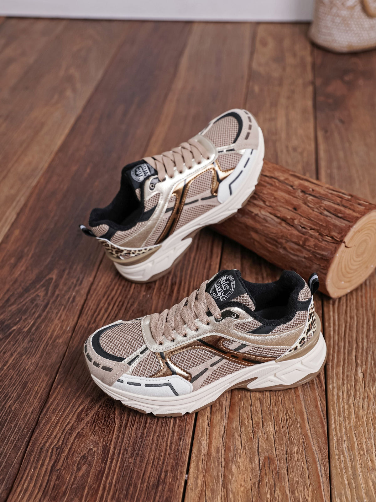 Wendy Gold Sneaker